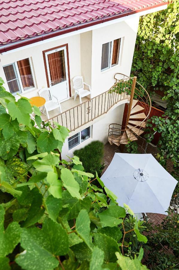 Marco Club Hotel Gagra Ngoại thất bức ảnh